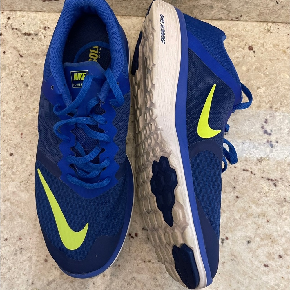 Men’s Nikes